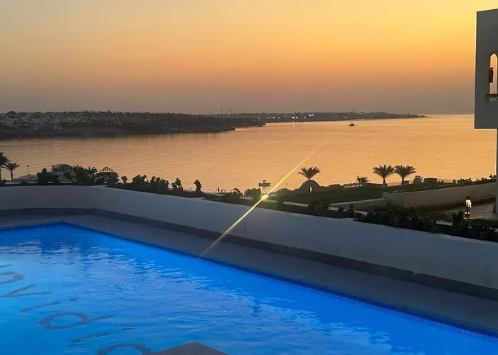 Otel Invidia Coral Tiran 4*