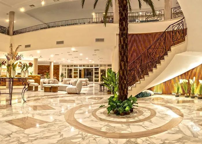 Invidia Coral Tiran Otel
