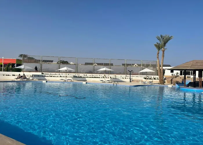 Otel Invidia Coral Tiran